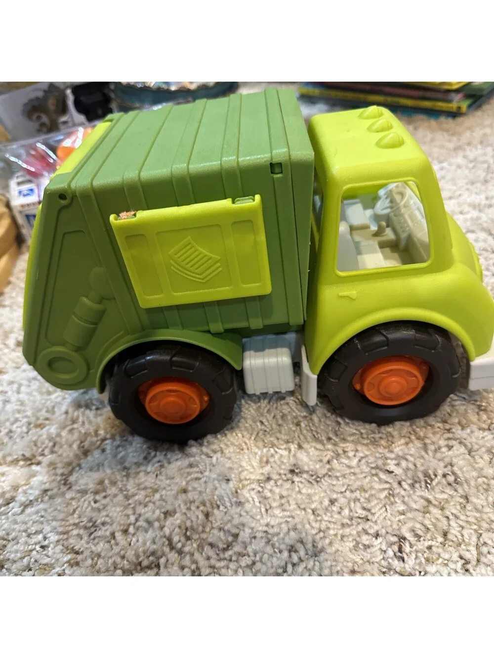 Wonder Wheels By Bataat Recycle Truck with separate storing compartments